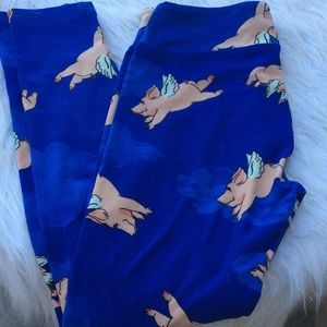 LuLaroe $10 when you bundle 3or more leggings